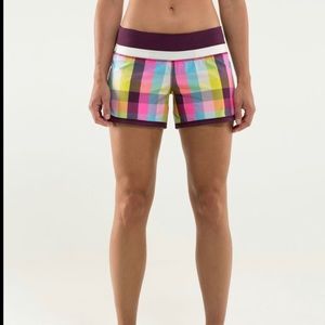 Lululemon groovy run shorts